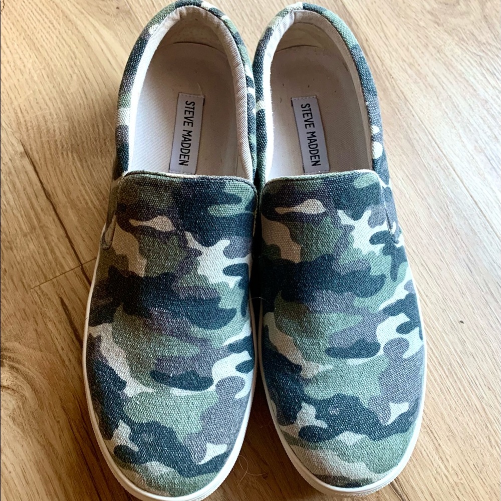 Steve Madden Camouflage Slip-On Shoes